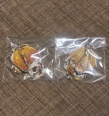 올림피아 소아레 Catharsis 트레이더 아크릴 키링 칸나 카리이나