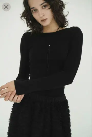 CLANE shoulder pad knit tops