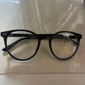 블랙 크라운 안경