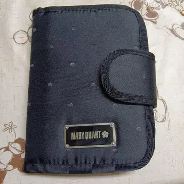 MARY QUANT 블랙 도트 무늬 잡화