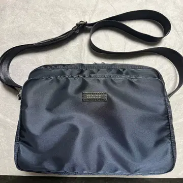 매킨토시 필로소피 링크우드 숄더 네이비