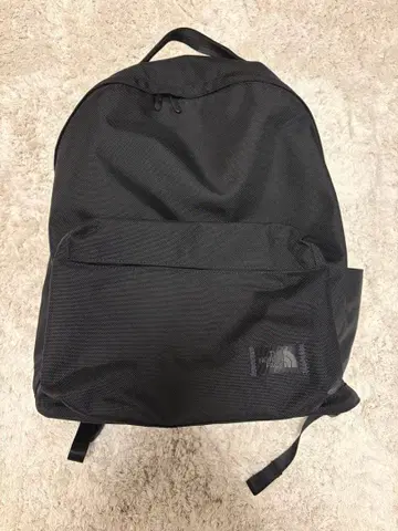 THE NORTH FACE 메트로 케이프 데이팩 M 블랙