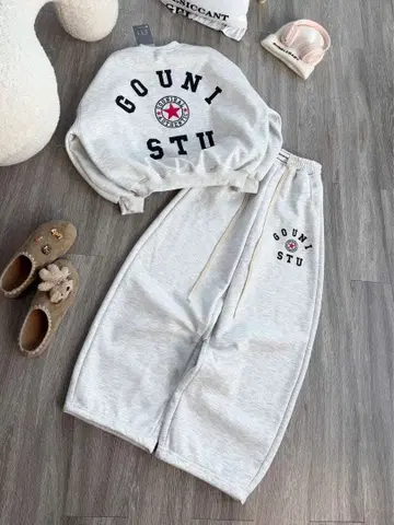 맨투맨 셋업 그레이 | 도시적인 스타일