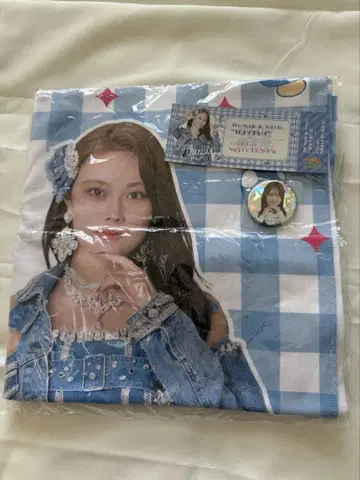 이기가리 도호쿠산 하즈키 유이나 세트 (타월 티켓 캔뱃지)