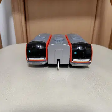 프라레일 라이트 부 도쿄 메트로 후쿠토신선 10000계