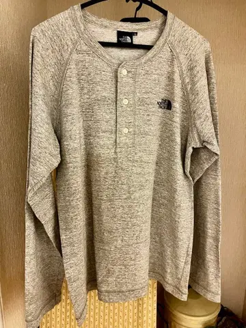 THE NORTH FACE 헨리넥 그레이 XL 사이즈 긴팔 티셔츠