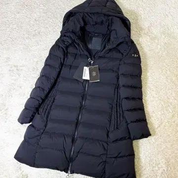 [ 미사용급 ] 타트라스 다운 코트 폴리테아마 03 블랙 L 사이즈