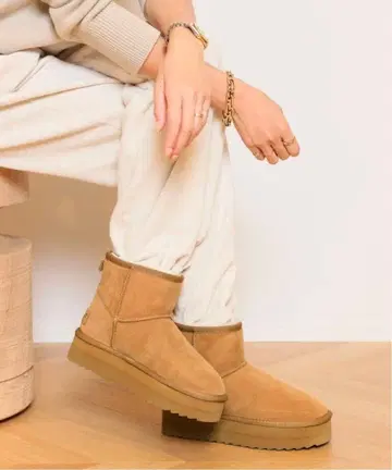 COLORS OF CALIFORNIA 어그 부츠 통굽