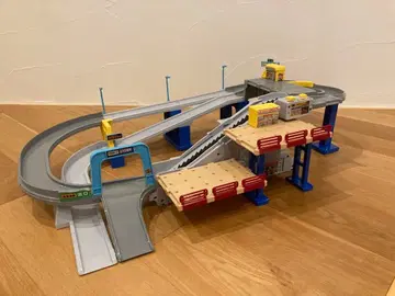 작동 확인 완료 토미카 입체 주차장 레일 세트