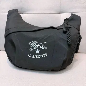 일비종떼 숄더백 블랙