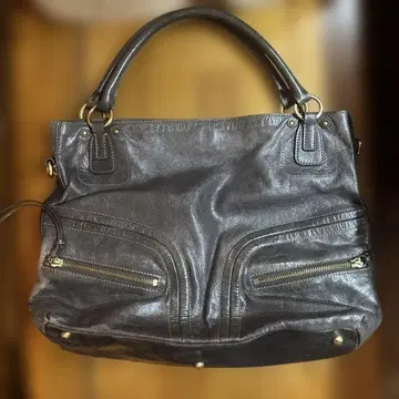 다크 브라운 가죽 숄더백