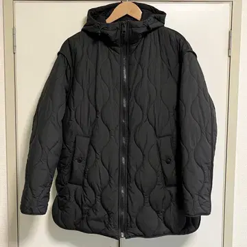 새상품급 ZARA 발수 가공 후드 부착 퍼프 자켓 ( 블랙 XS )