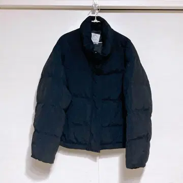 블랙 다운 자켓 숏 기장