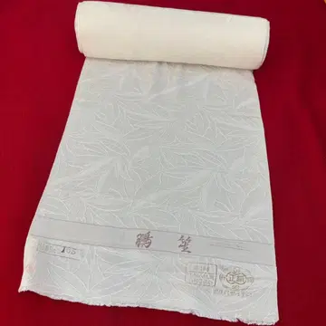 호쇼 탄고 크레이프 원단 화이트 베이스 옷감