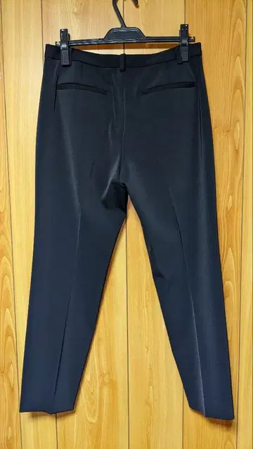 Theory Luxe 블랙 슬랙스