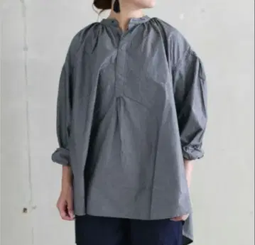 OUTIL / 코튼 실크 블라우스