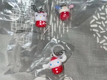 산리오 캐릭터즈 딸기 메지루시 액세서리 3종