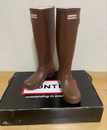 HUNTER 브라운 롱 부츠 버클 포함