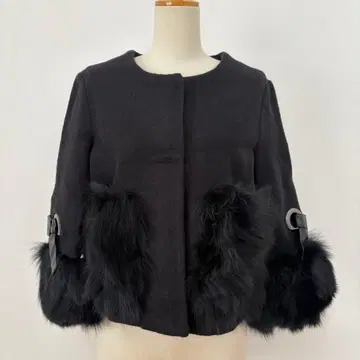 [미사용 새상품] rous 퍼 노카라 자켓 블랙