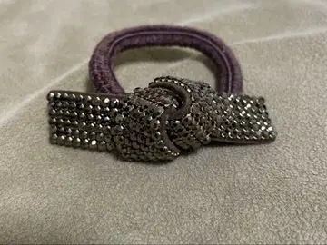 아카 드레스 포니 머리끈 브라운