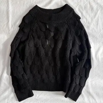 [ 미사용 새상품 ] 세모아쥬 니트 블랙