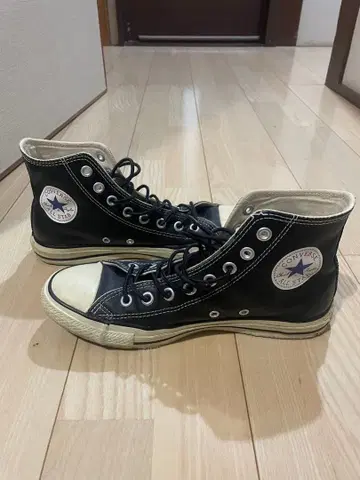 CONVERSE ALL STAR 블랙 가죽 하이컷