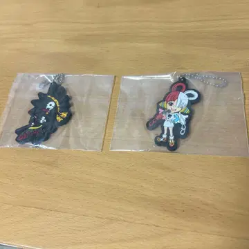 ONE PIECE FILM RED 우타&브룩 키링 2세트