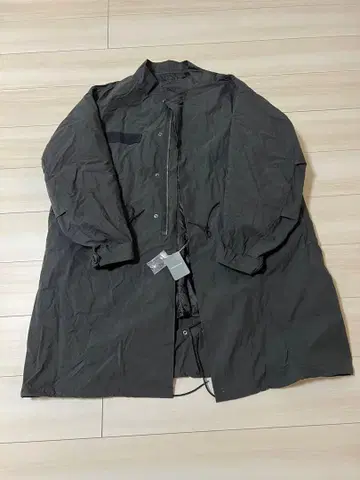 [ 미사용 새상품 ] 프릭스스토어 모즈 코트