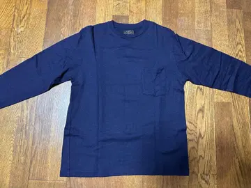 BEAMS 네이비 긴팔 티셔츠 포켓 부착