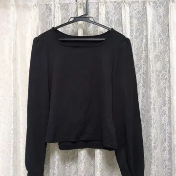 [ 새상품급 ] 블랙 긴팔 스퀘어넥 상의