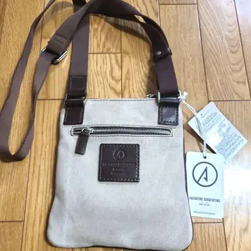 이탈리아제 숄더백 SALVATORE 사코슈