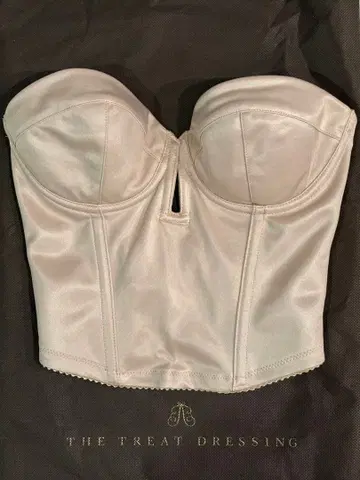 TREAT drwssing 브라이덜 이너 D65 숏 뷔스티에