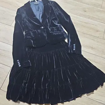 BCBGMAXAZRIA 블랙 자켓 스커트 세트 S