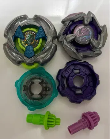 베이블레이드x 마미 카스 4-70 C 드란 대거 7-55 G