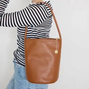 슬로브 이에나 버킷백