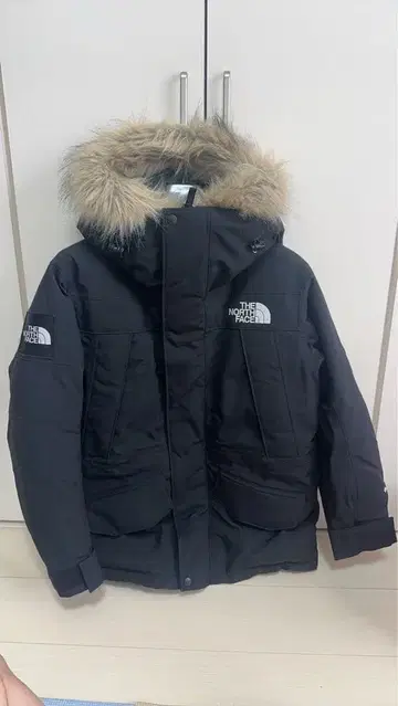 THE NORTH FACE 블랙 다운 자켓