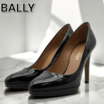 새상품급 발리 펌프스 힐 패턴트 레더 블랙 이탈리아제