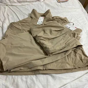 UNIQLO 울트라 스트레치 액티브 팬츠 & 블루종 S 베이지