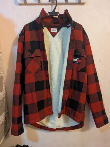 TOMMY JEANS 빨검 체크 플리스 자켓