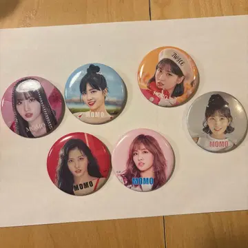 twice momo 캔뱃지 세트