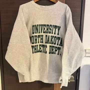 '90s 챔피온 리버스 위브