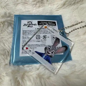 주디 홉스 아크릴 키링