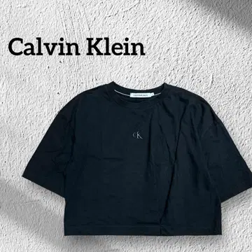 [ 새상품급 ] 캘빈클라인 진스 블랙 크롭 T셔츠 M 무지 5부 소매