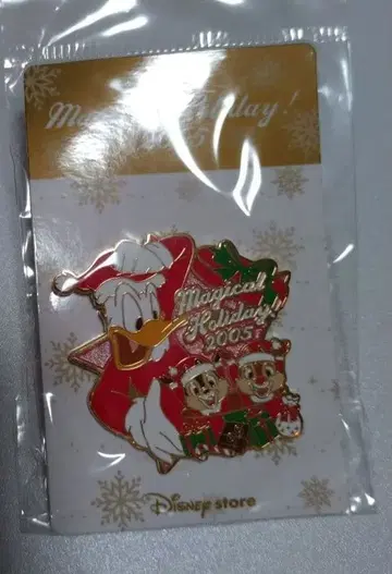 디즈니 스토어 핀 배지 도날드, 칩과 데일