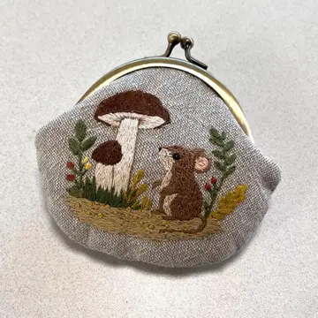 자수 가마구치 핸드메이드 쥐와 버섯