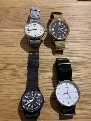 TITAN 아날로그 쿼츠 손목시계 세트 4점