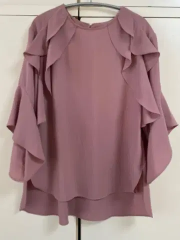 컨디션 최상 블라우스 티셔츠 [디노스 조젯] 프릴 S 사이즈