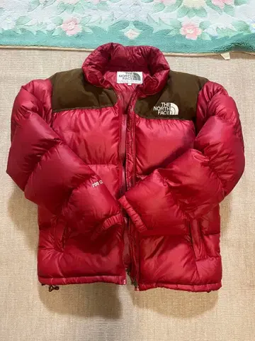 THE NORTH FACE 빨간색 다운 자켓