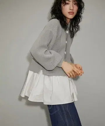 ADAM ET ROPE 페플럼 콤비 니트 가디건 그레이