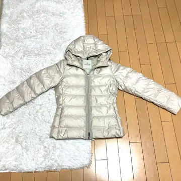 MONCLER 후드 부착 다운 자켓 베이지 사이즈 1